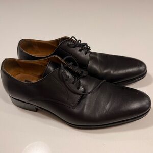 Classic Black Men's Dress Shoes
Genuine leader